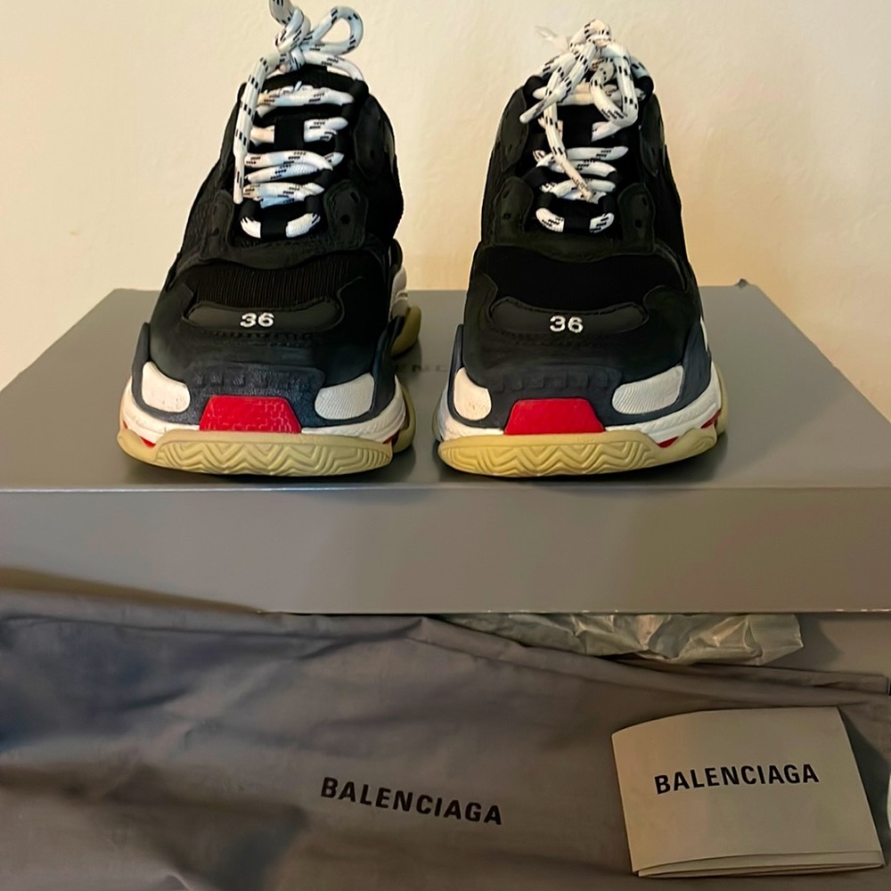 Balenciaga Triple S